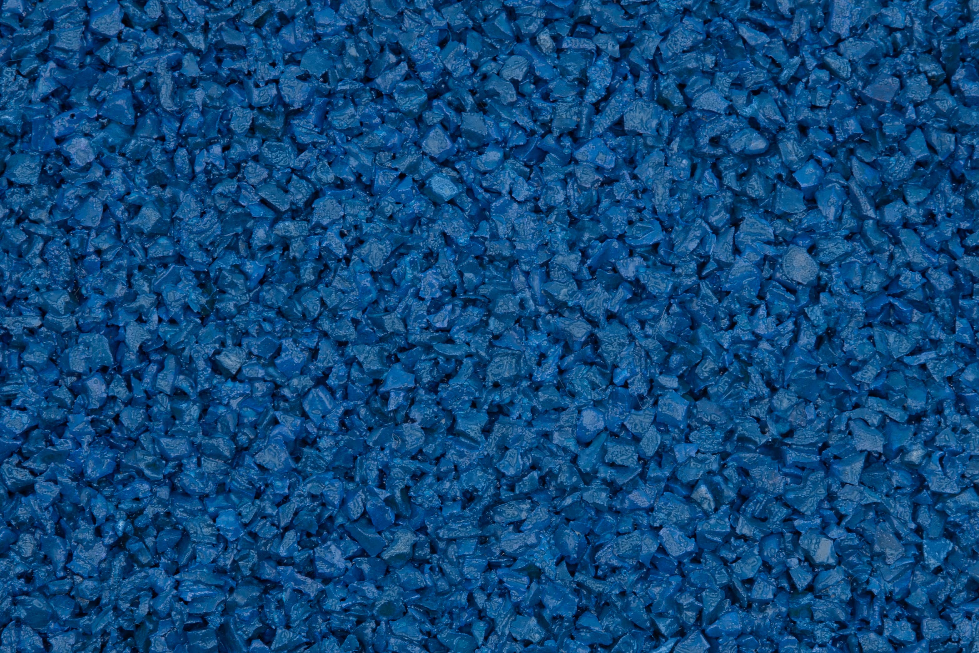 Темно-синяя резиновая крошка