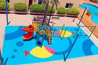 Как выбрать резиновое покрытие для детских площадок