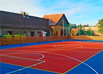 Безопасное покрытие из каучуковой крошки